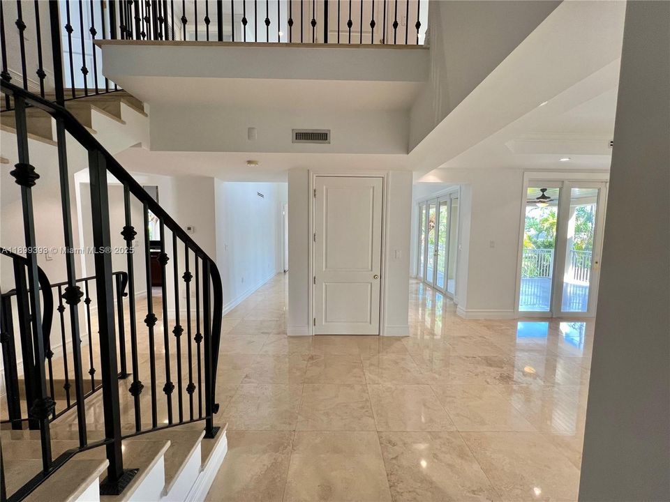 For Rent: $23,000 (6 beds, 6 baths, 7198 Square Feet)