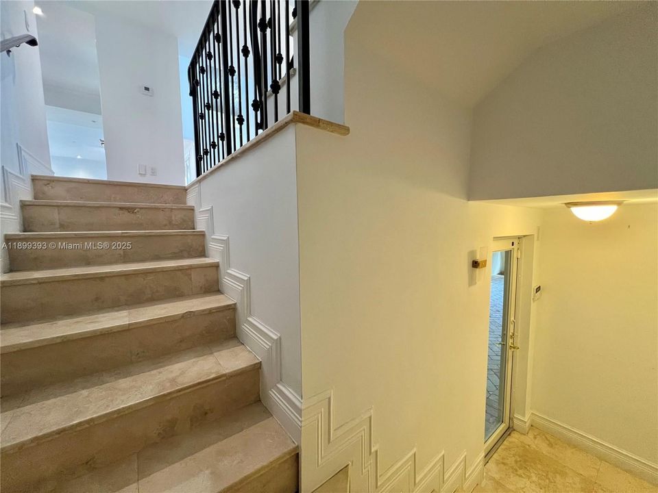 For Rent: $23,000 (6 beds, 6 baths, 7198 Square Feet)