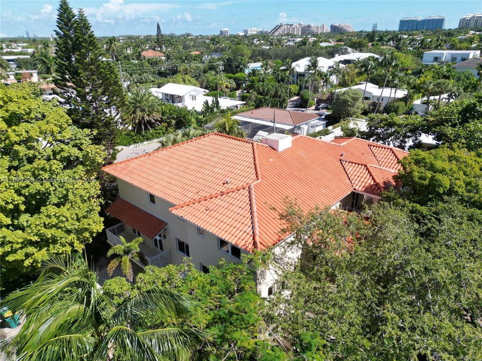 For Rent: $23,000 (6 beds, 6 baths, 7198 Square Feet)