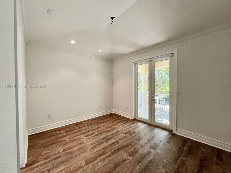 For Rent: $23,000 (6 beds, 6 baths, 7198 Square Feet)