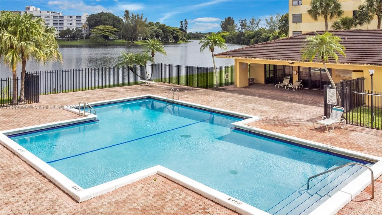 Recently Sold: $140,000 (2 beds, 2 baths, 1080 Square Feet)