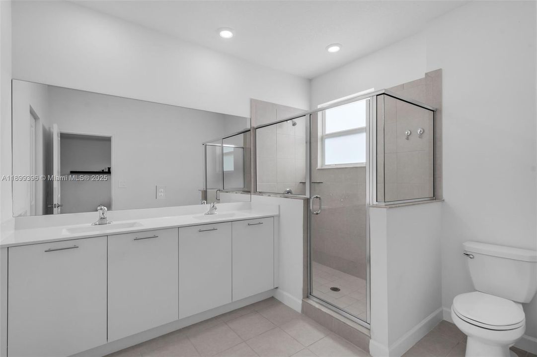 На продажу: $540,000 (3 спален, 2 ванн, 1442 Квадратных фут)