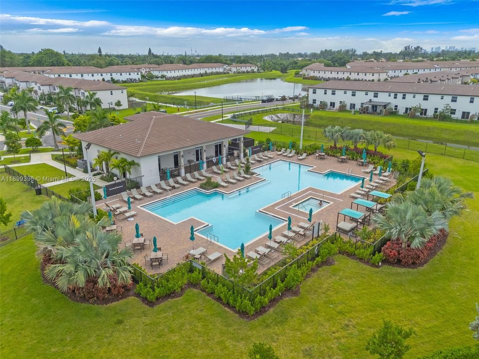 На продажу: $540,000 (3 спален, 2 ванн, 1442 Квадратных фут)