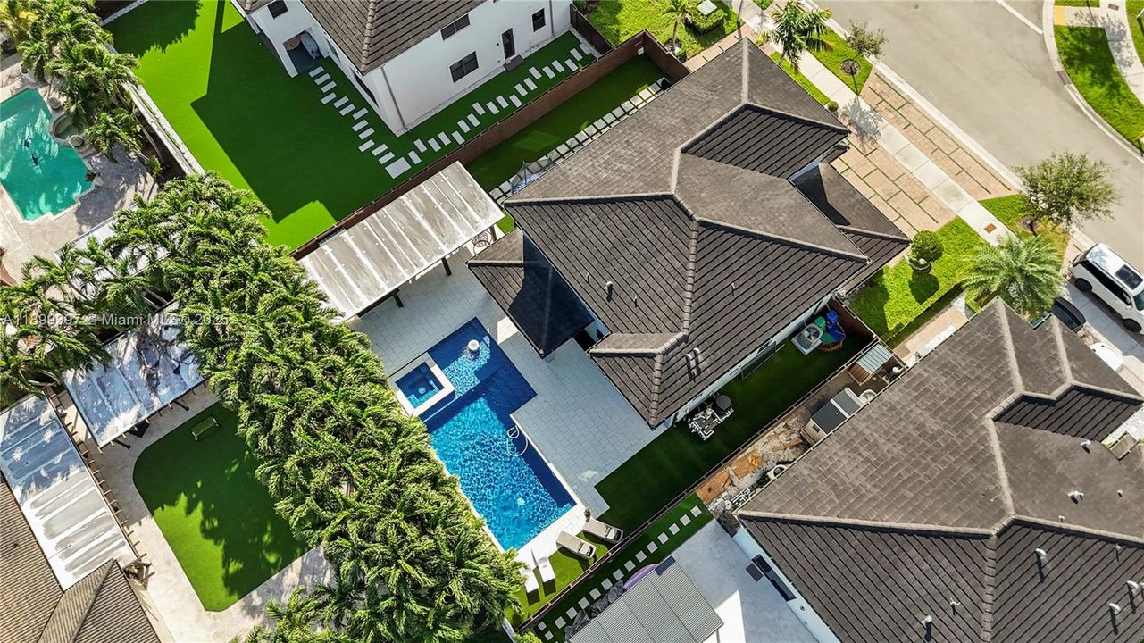 На продажу: $1,350,000 (4 спален, 3 ванн, 2847 Квадратных фут)