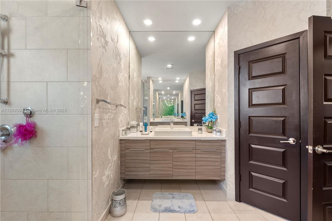 На продажу: $1,350,000 (4 спален, 3 ванн, 2847 Квадратных фут)