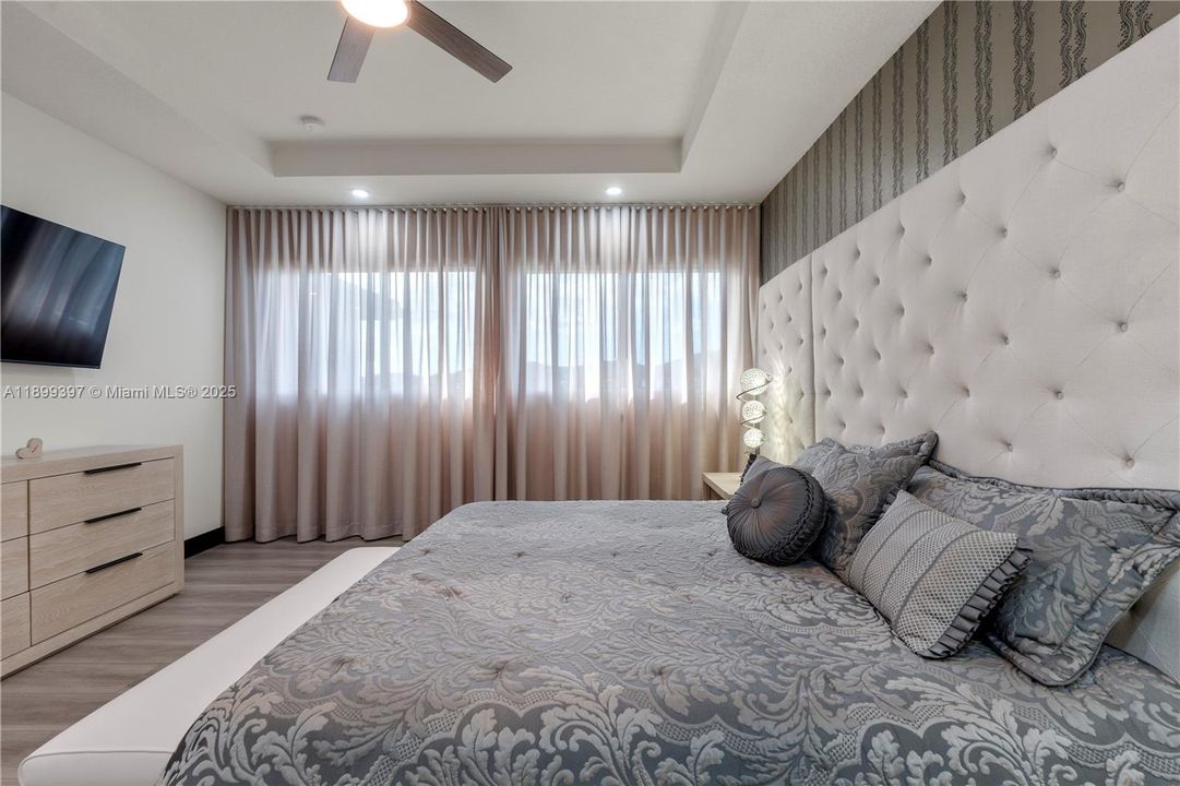 На продажу: $1,350,000 (4 спален, 3 ванн, 2847 Квадратных фут)