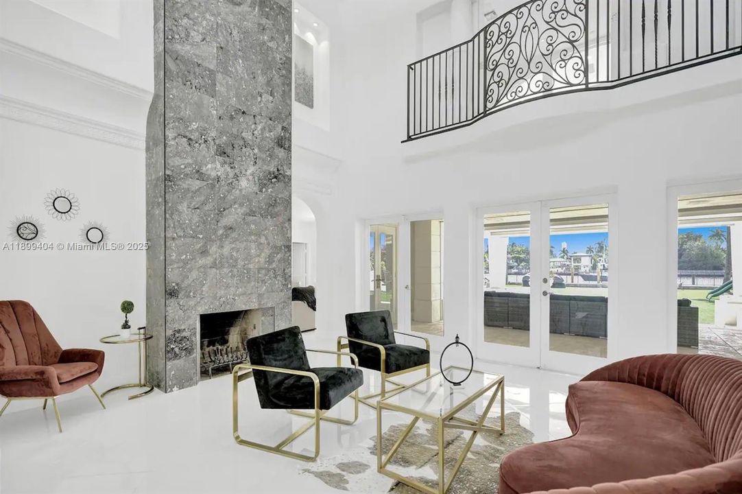 待售: $7,995,000 (8 贝兹, 6 浴室, 6718 平方英尺)