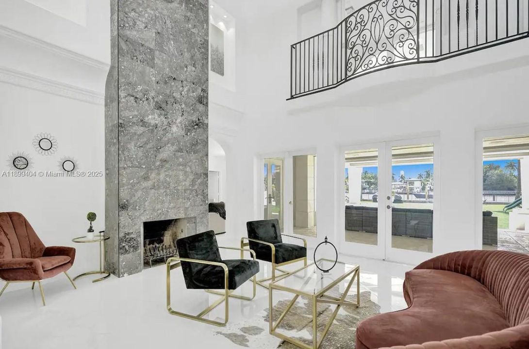 待售: $7,995,000 (8 贝兹, 6 浴室, 6718 平方英尺)