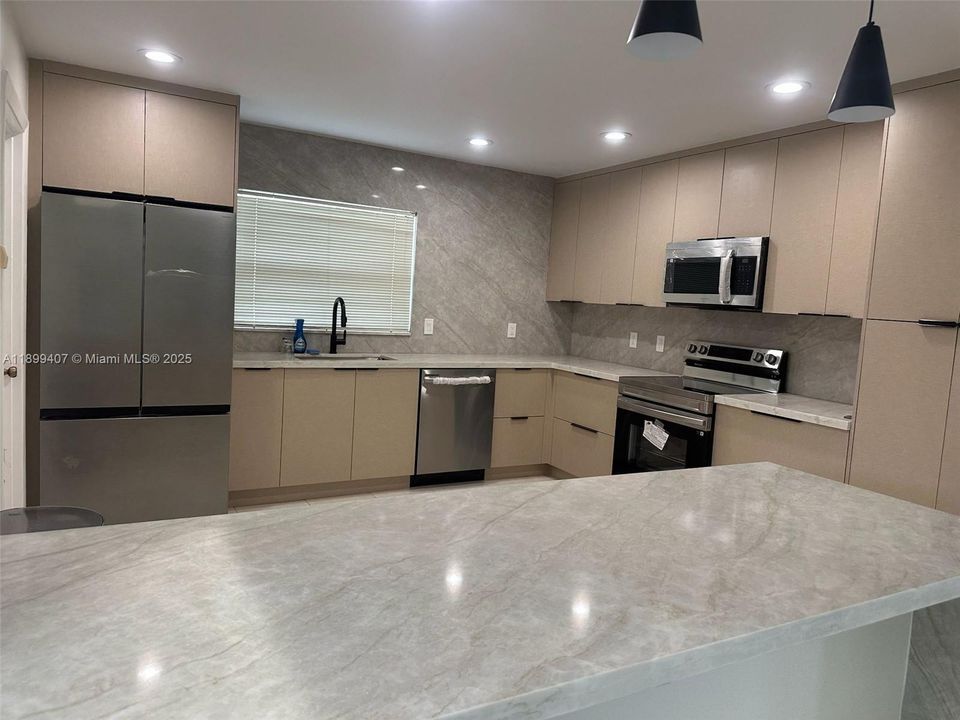 For Sale: $599,000 (3 beds, 2 baths, 2196 Square Feet)