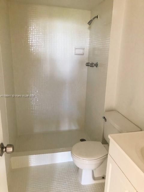 For Rent: $1,850 (2 beds, 2 baths, 1175 Square Feet)