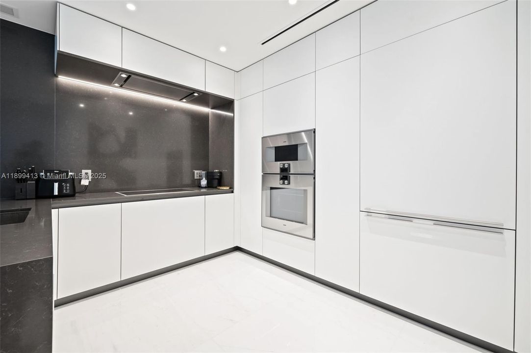 En Venta: $2,495,000 (2 camas, 2 baños, 1437 Pies cuadrados)