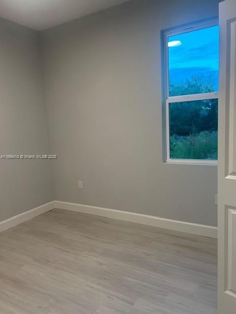 Recently Rented: $1,500 (3 beds, 2 baths, 1379 Square Feet)