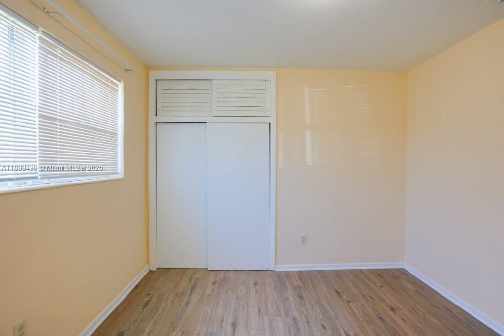 For Rent: $3,200 (3 beds, 2 baths, 1284 Square Feet)