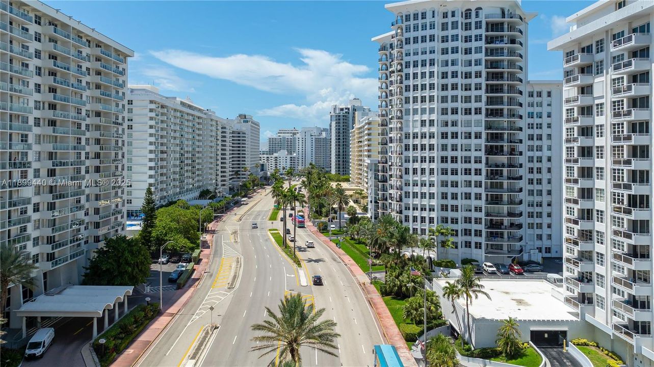 En Venta: $435,000 (2 camas, 2 baños, 1030 Pies cuadrados)