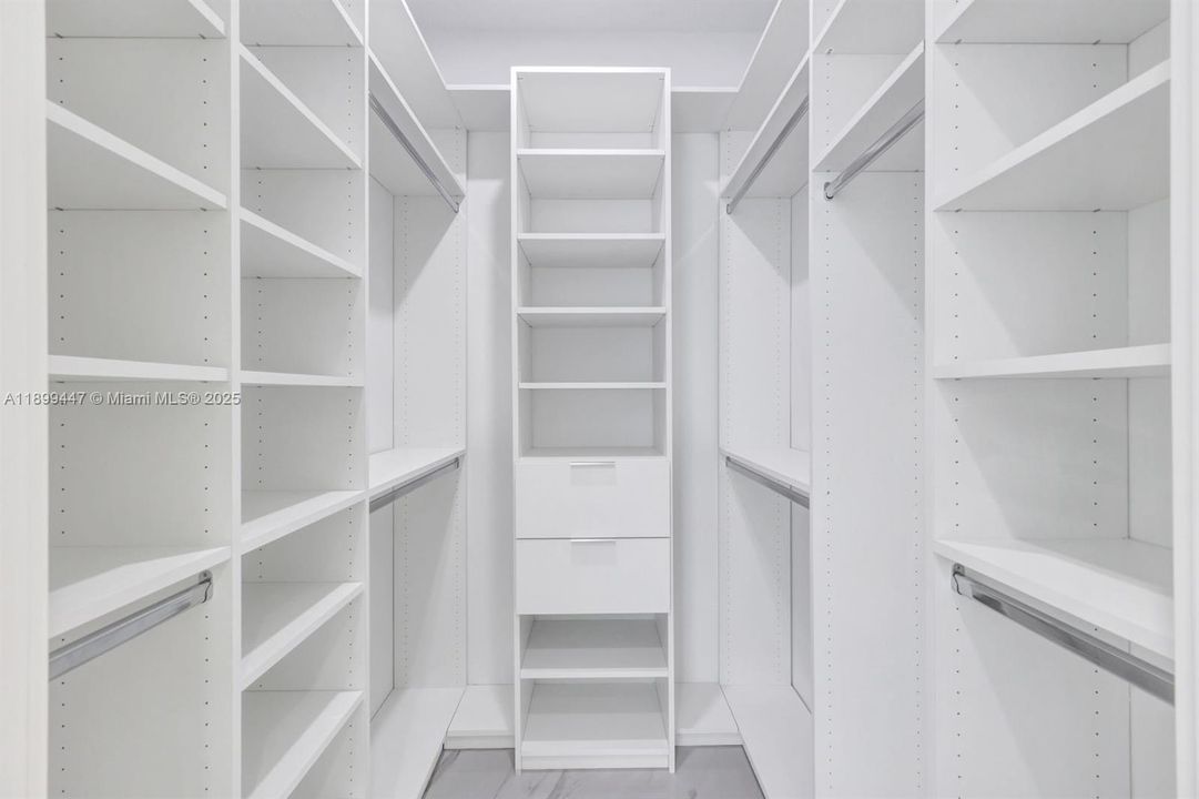 En Venta: $354,900 (3 camas, 2 baños, 0 Pies cuadrados)