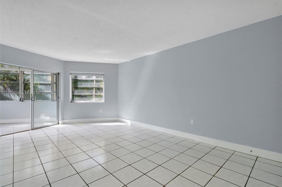 Recientemente alquilado: $1,480 (1 camas, 1 baños, 660 Pies cuadrados)