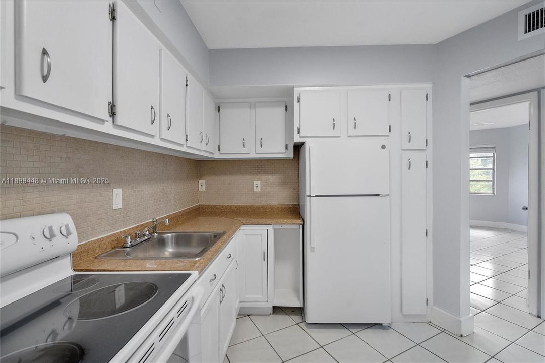 Recientemente alquilado: $1,480 (1 camas, 1 baños, 660 Pies cuadrados)