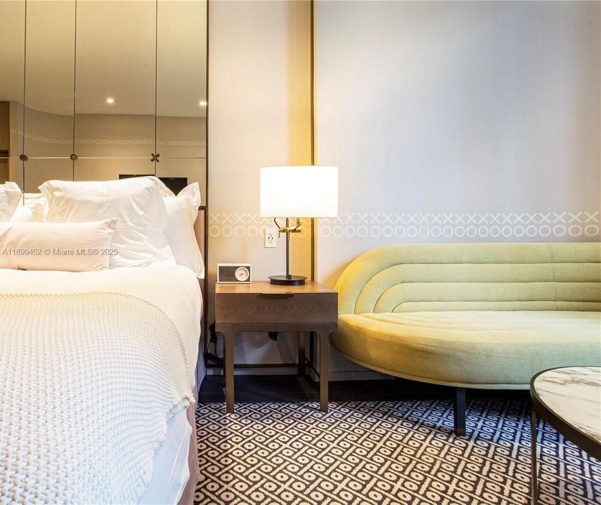 For Sale: $650,000 (0 beds, 1 baths, 626 Square Feet)