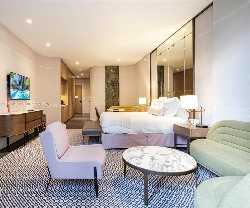 For Sale: $650,000 (0 beds, 1 baths, 626 Square Feet)