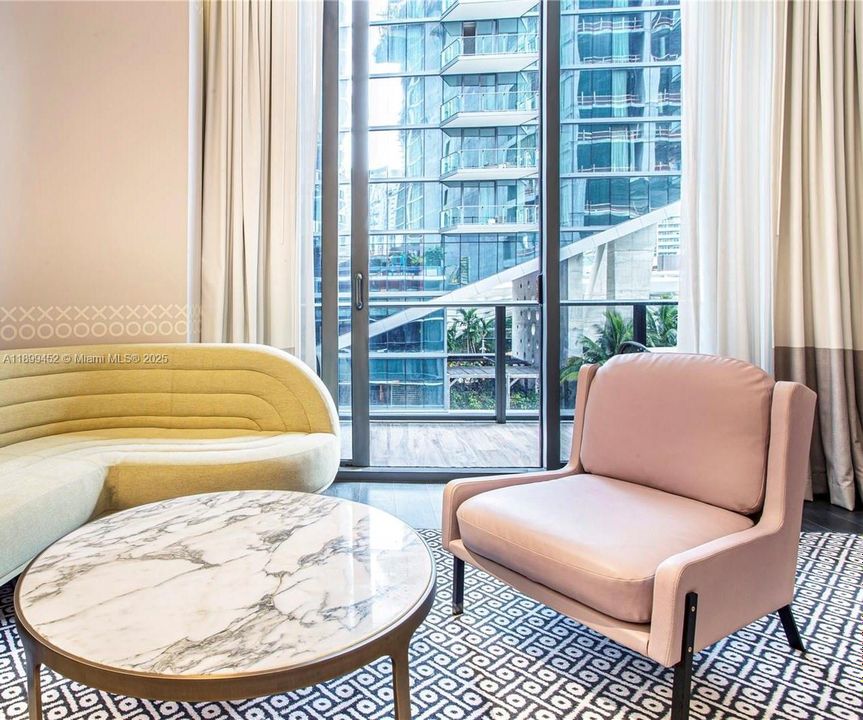 For Sale: $650,000 (0 beds, 1 baths, 626 Square Feet)