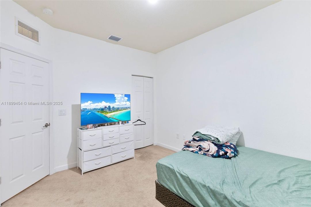 For Sale: $668,500 (4 beds, 3 baths, 1912 Square Feet)