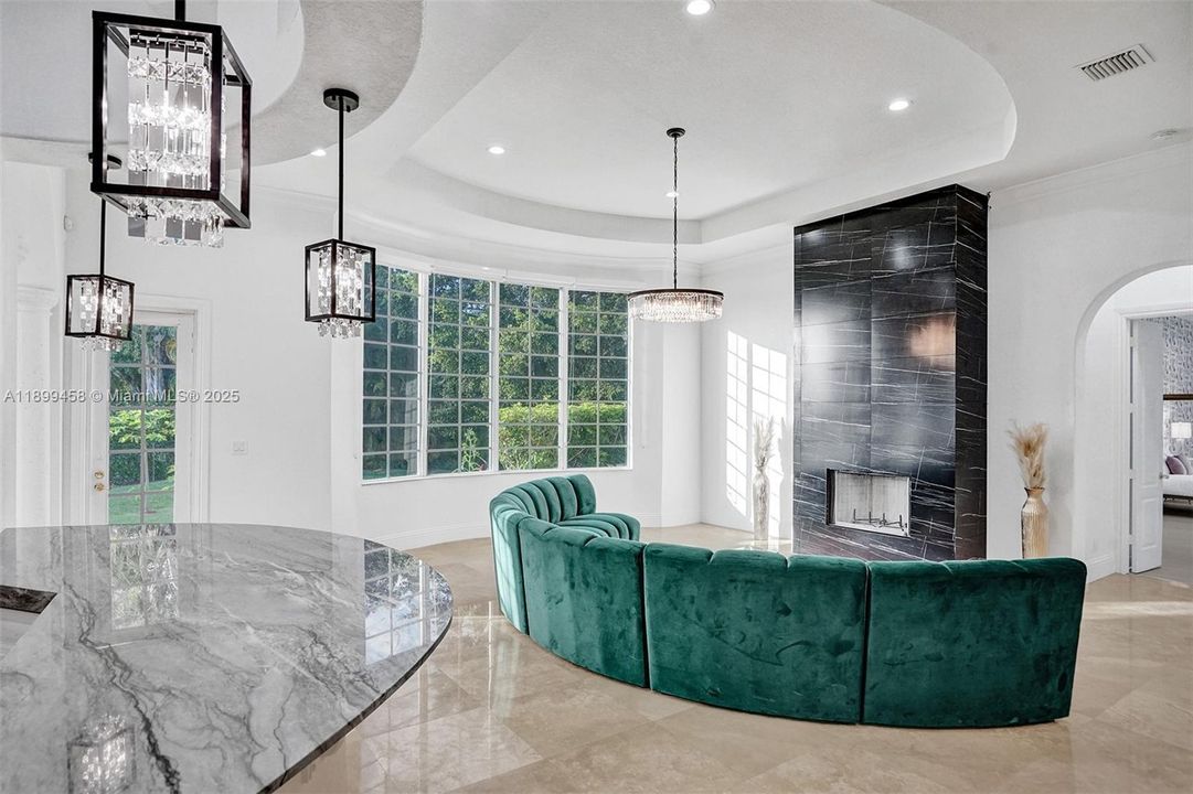 For Sale: $2,795,000 (9 beds, 7 baths, 5613 Square Feet)