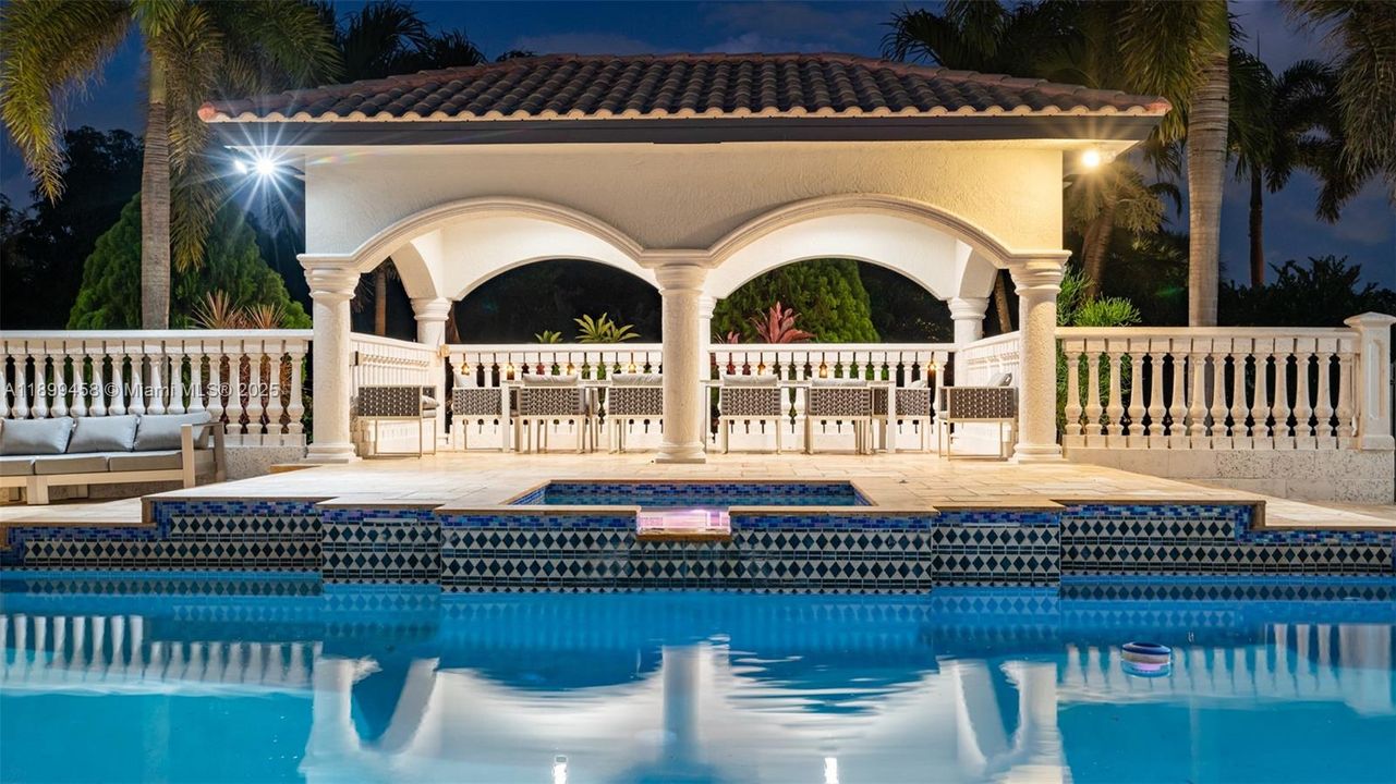 For Sale: $2,795,000 (9 beds, 7 baths, 5613 Square Feet)