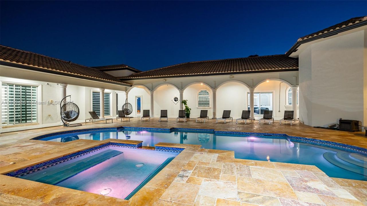 For Sale: $2,795,000 (9 beds, 7 baths, 5613 Square Feet)