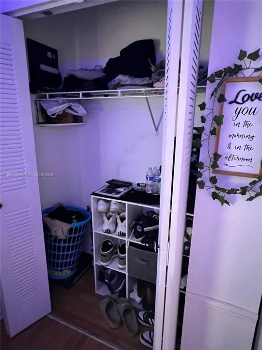 На продажу: $370,000 (2 спален, 2 ванн, 1160 Квадратных фут)