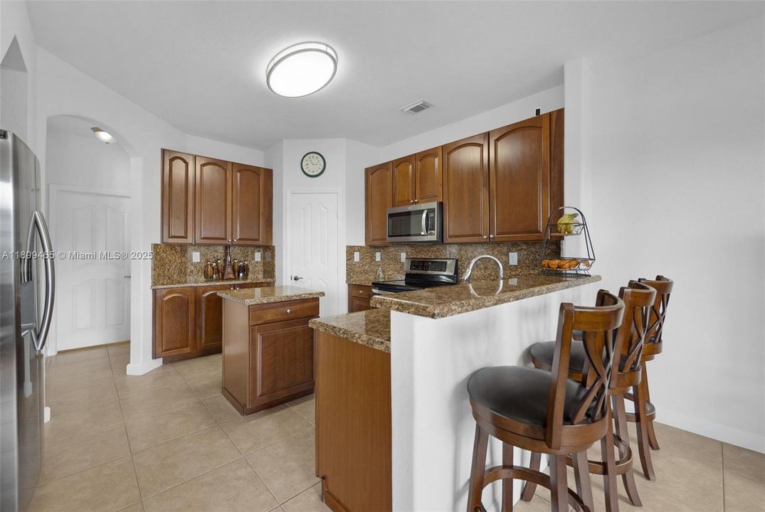 For Sale: $737,000 (3 beds, 2 baths, 2245 Square Feet)