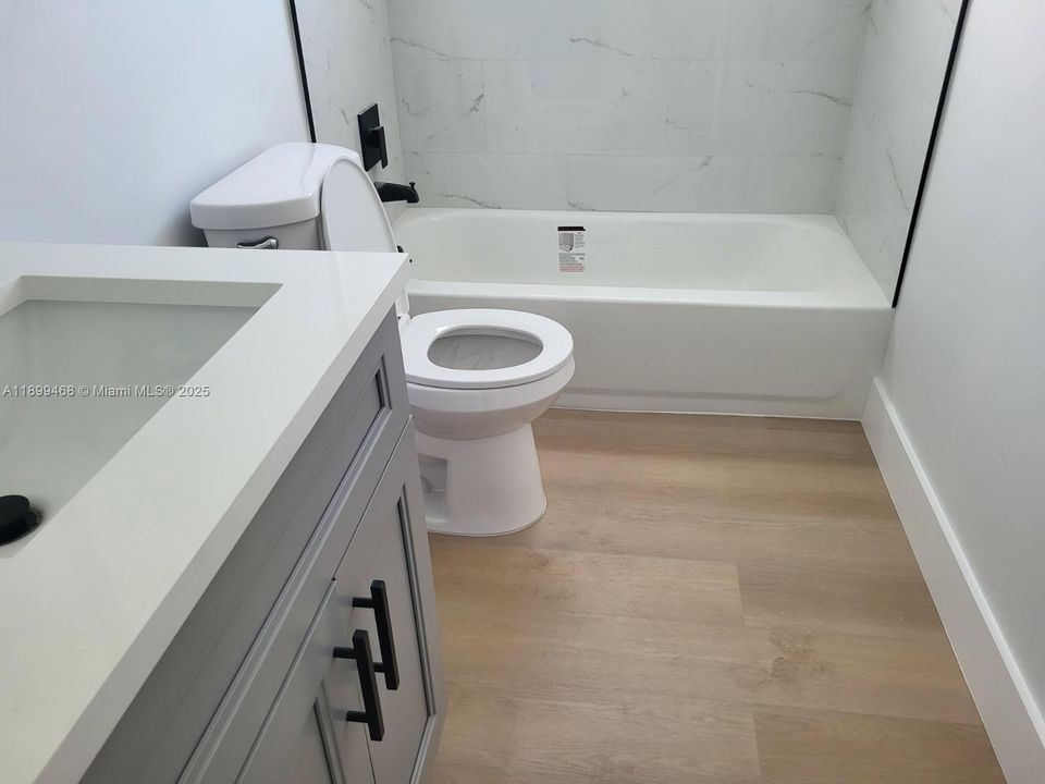 For Sale: $489,000 (3 beds, 2 baths, 1490 Square Feet)