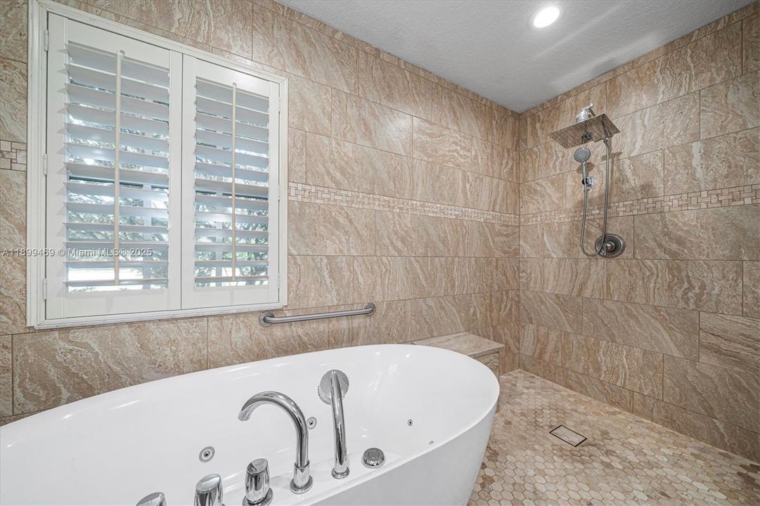 For Sale: $1,240,000 (4 beds, 3 baths, 3853 Square Feet)