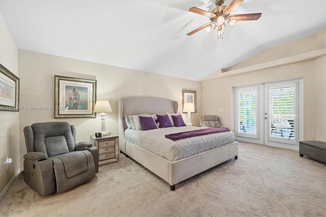 For Sale: $1,240,000 (4 beds, 3 baths, 3853 Square Feet)