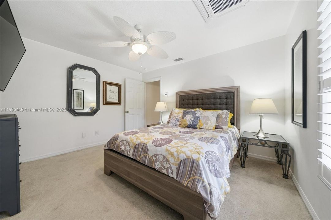 For Sale: $1,240,000 (4 beds, 3 baths, 3853 Square Feet)