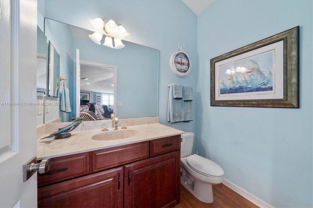 For Sale: $1,240,000 (4 beds, 3 baths, 3853 Square Feet)