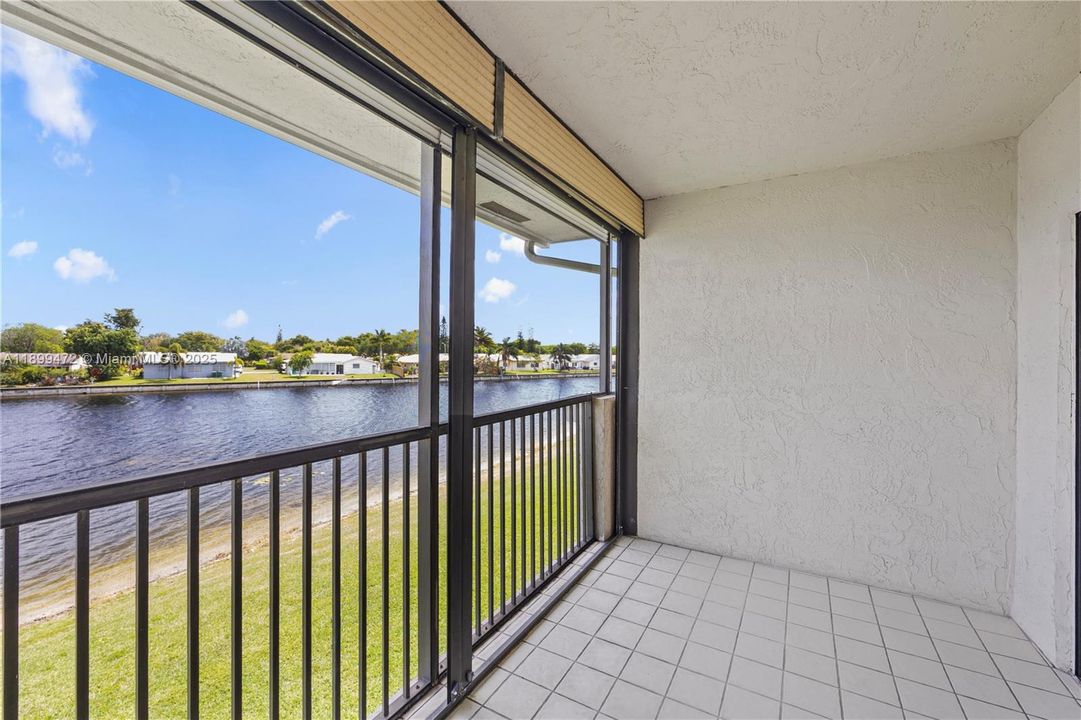 待售: $185,000 (2 贝兹, 2 浴室, 1170 平方英尺)