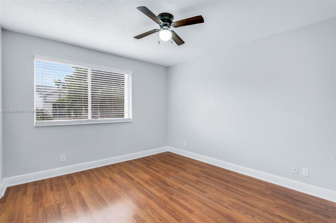 Recently Rented: $2,300 (2 beds, 2 baths, 1030 Square Feet)