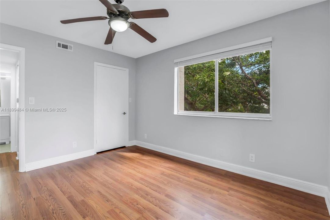 Recently Rented: $2,300 (2 beds, 2 baths, 1030 Square Feet)