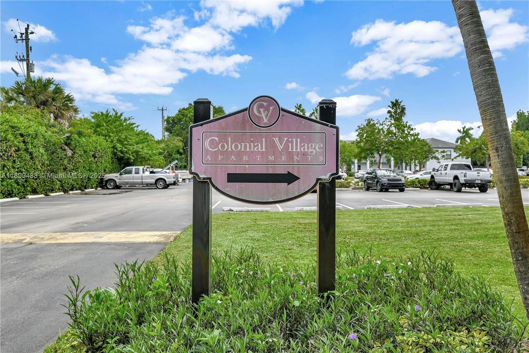 Recently Rented: $1,895 (2 beds, 1 baths, 896 Square Feet)