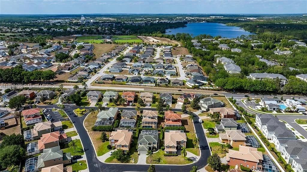 Recently Rented: $3,000 (5 beds, 5 baths, 3148 Square Feet)