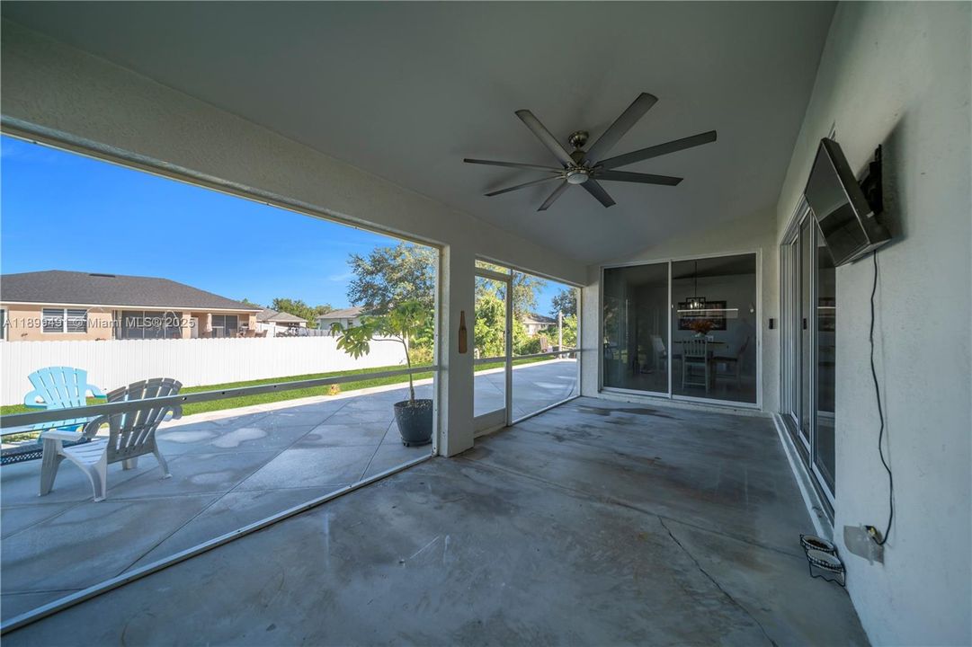 Recently Sold: $309,500 (3 beds, 2 baths, 1646 Square Feet)