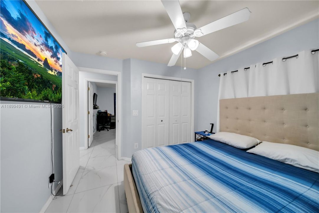 Recently Sold: $309,500 (3 beds, 2 baths, 1646 Square Feet)