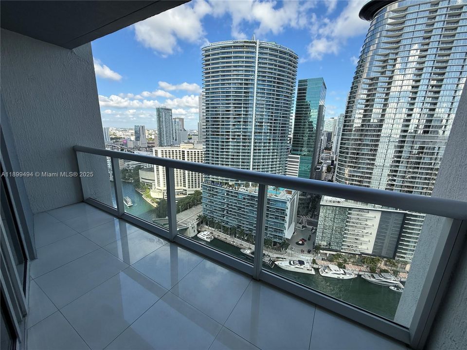 最近租的: $2,700 (0 贝兹, 1 浴室, 546 平方英尺)