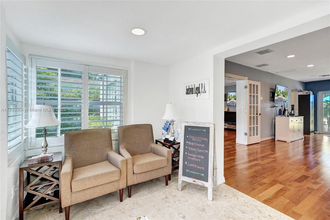 На продажу: $899,999 (0 спален, 0 ванн, 0 Квадратных фут)