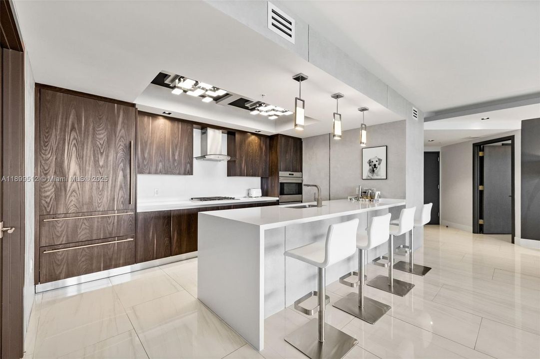 For Sale: $2,400,000 (3 beds, 3 baths, 2251 Square Feet)