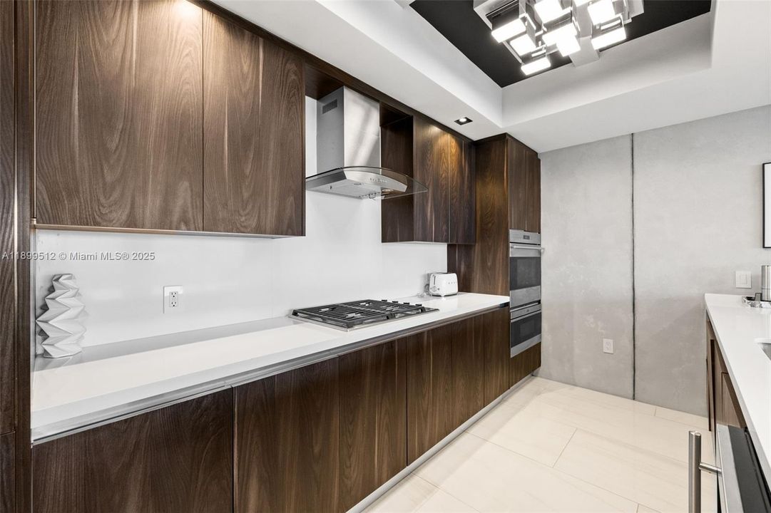 For Sale: $2,400,000 (3 beds, 3 baths, 2251 Square Feet)