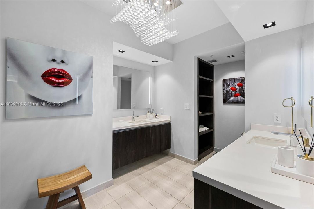 For Sale: $2,400,000 (3 beds, 3 baths, 2251 Square Feet)