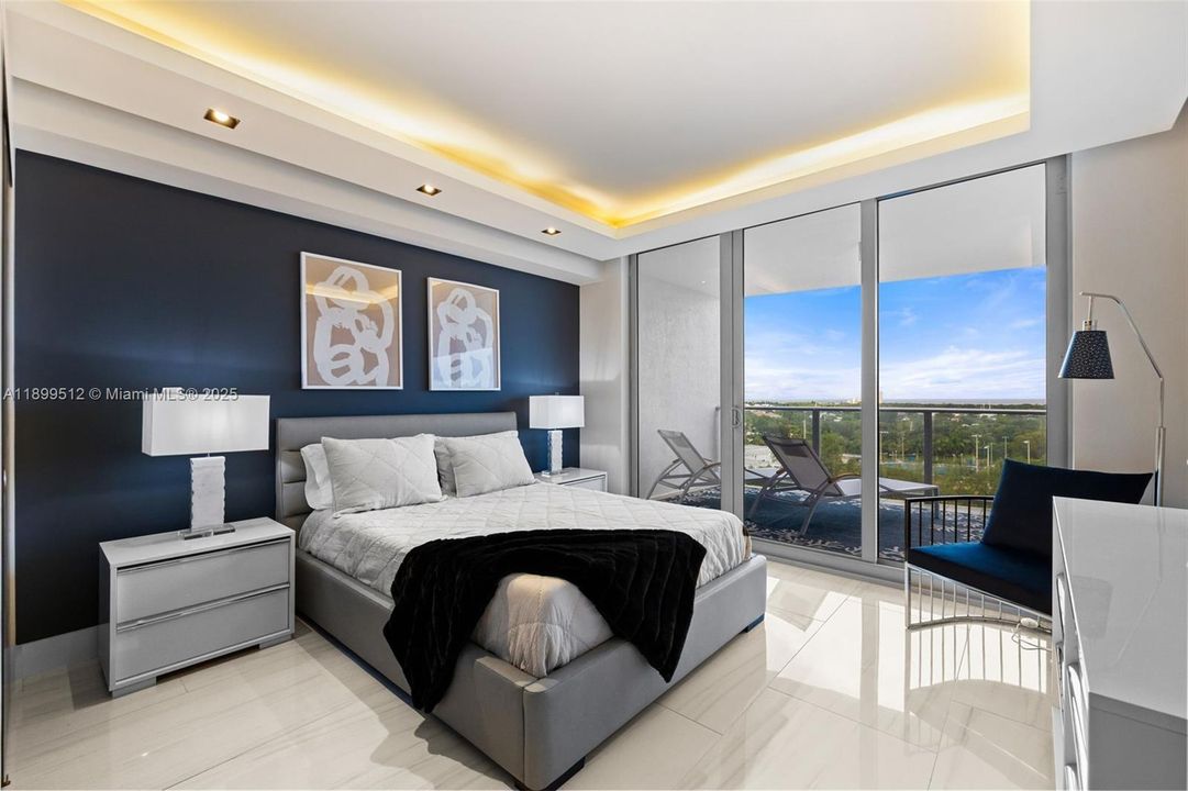 For Sale: $2,400,000 (3 beds, 3 baths, 2251 Square Feet)