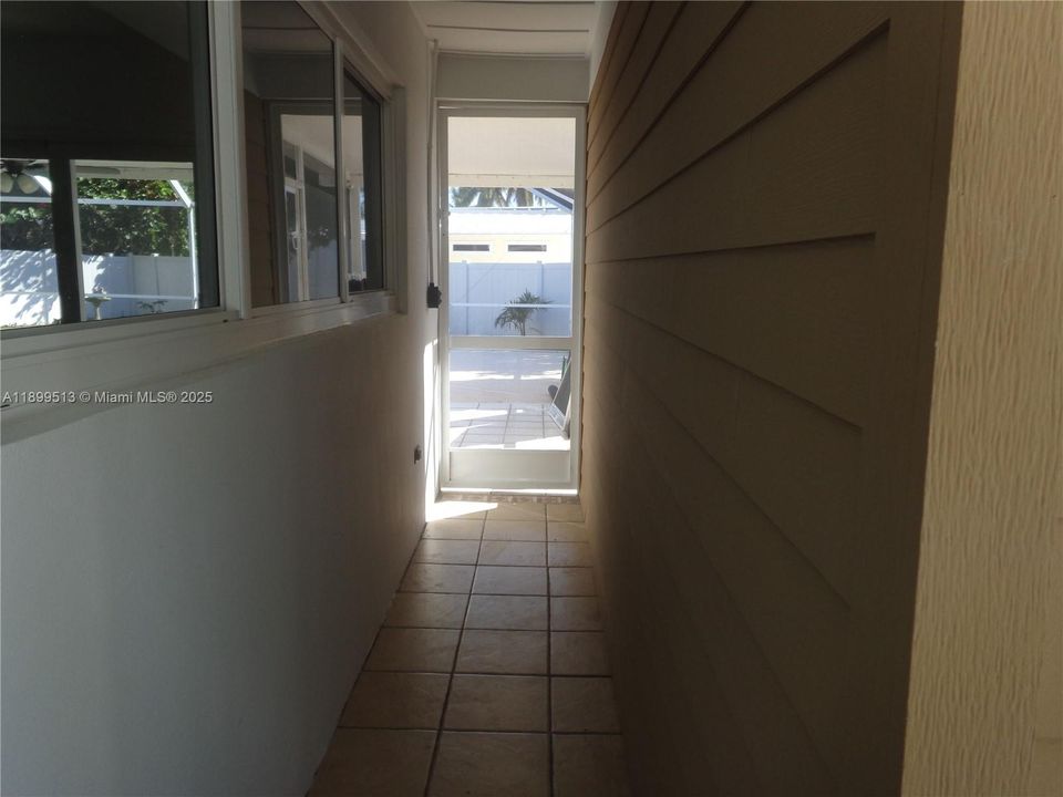 For Sale: $799,900 (3 beds, 2 baths, 1862 Square Feet)