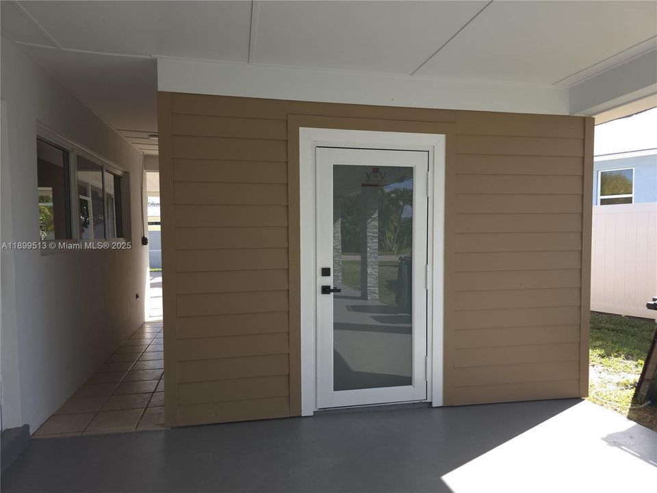 For Sale: $799,900 (3 beds, 2 baths, 1862 Square Feet)